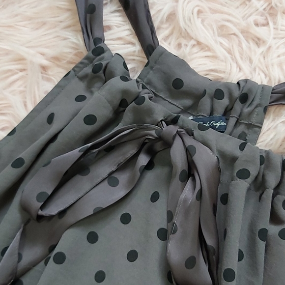 Top - Picture 2 of 3